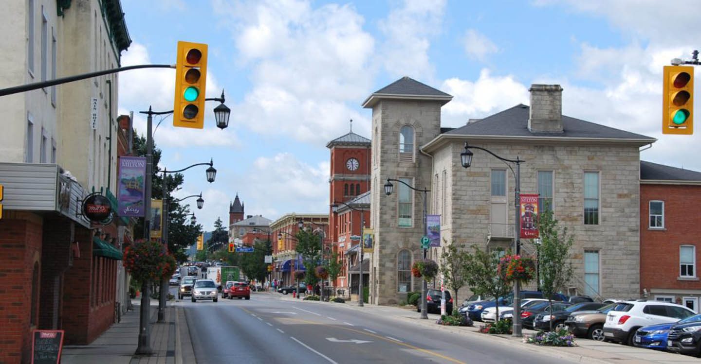 3 best moving companies in Milton