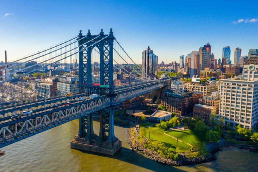 NYC bridge - moving from canada to US