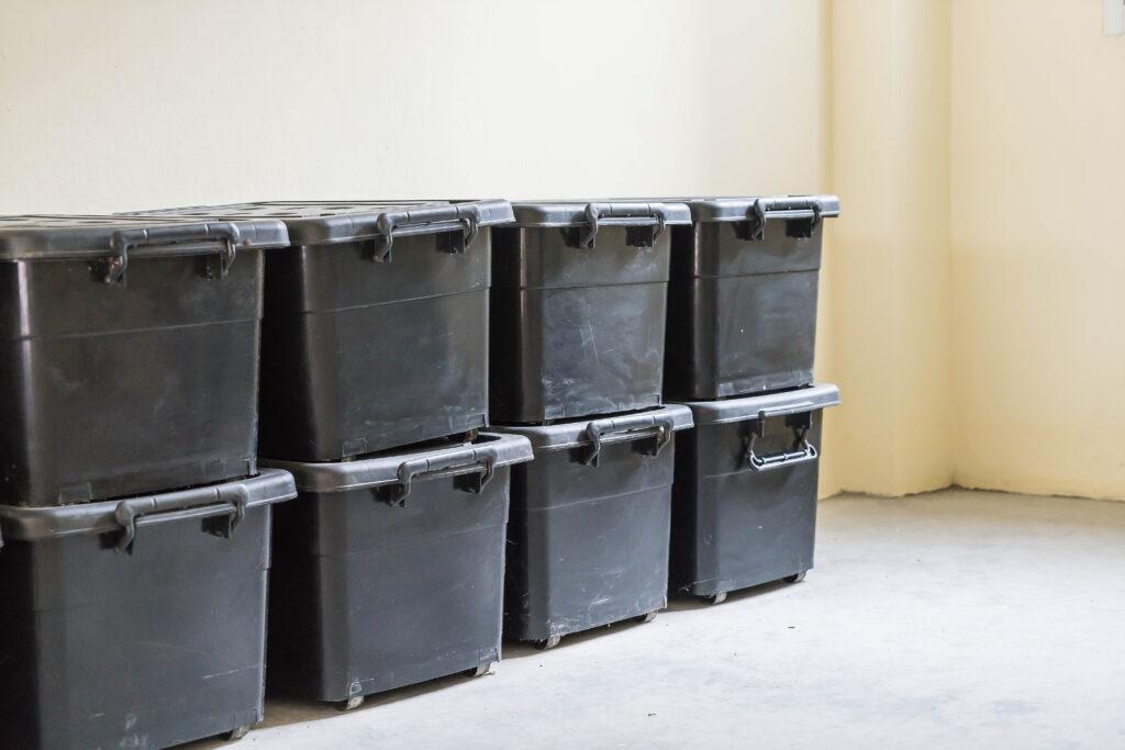 plastic storage bin for winter move