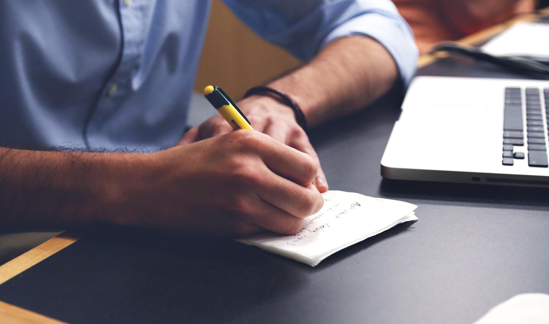 Taking notes on moving your electronics without damaging them